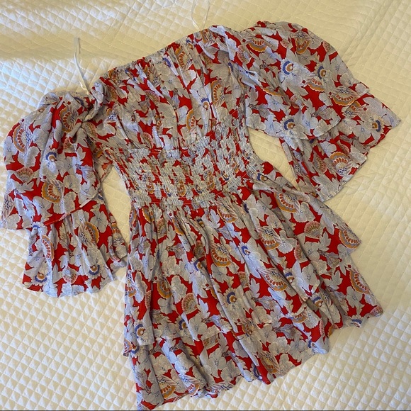 Forever 21 Dresses & Skirts - Off the shoulder statement sleeve floral dress